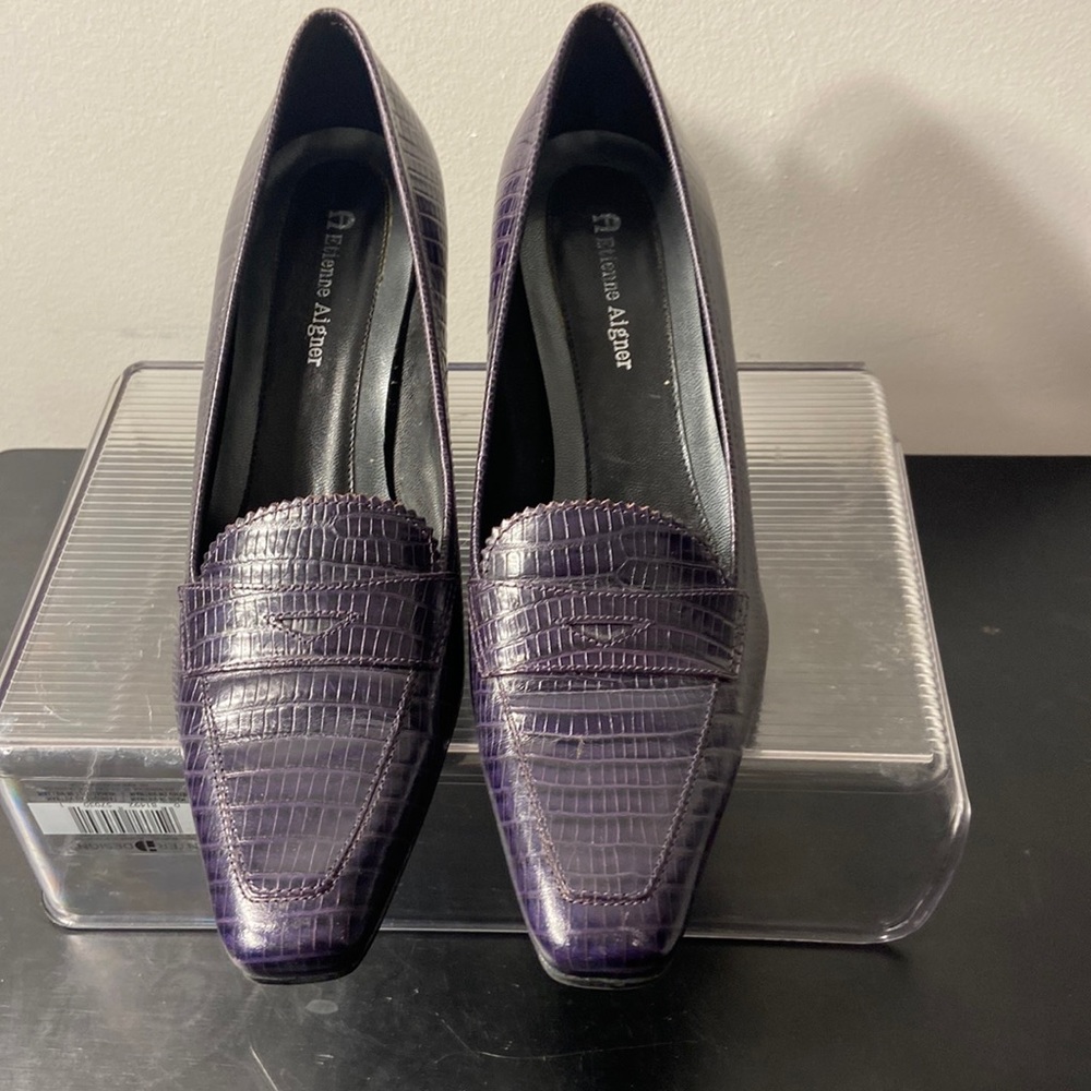 Etienne Aigner Heels
